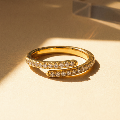 Luvéra Ring